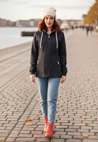 salzhaut - FRÖKEN Damen Fleecejacke Tailliert - adenauer & co - Anker - Basic - 1 - #farbe_Navy
