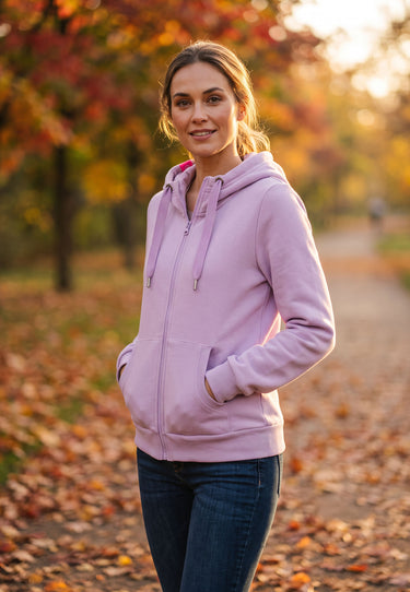 salzhaut - SÖÖTE JACKE Damen Sweatjacke Leicht tailliert - adenauer & co - Anker - Basic - 1 - #farbe_Flieder