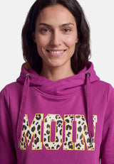 salzhaut - SÜNN - MOIN Leo Damen Hoodie Tailliert - adenauer & co - Anker - Basic - 6 - #farbe_Plum-Yellow