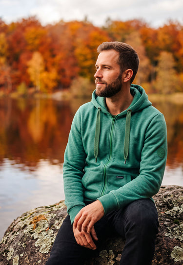 salzhaut - MAKKER Herren Sweatjacke Regular Fit - adenauer & co - Anker - Basic - 1 - #farbe_Bottle Green